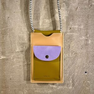 Telefoontasje beige green en lila