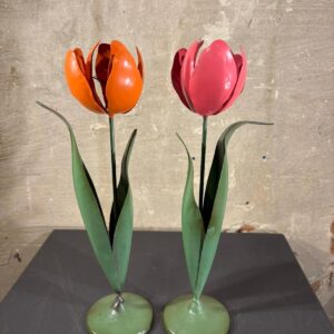 Set van twee metalen tulpen oranje roze