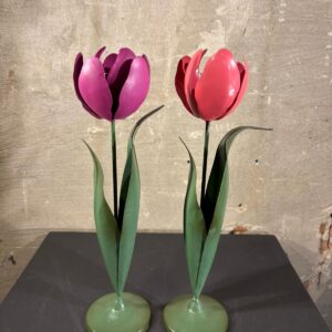 Set van twee metalen tulpen paars roze