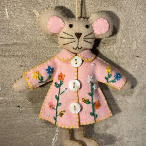 Paashanger muis roze jasje