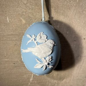 Gedoceerde paashanger ei blauw