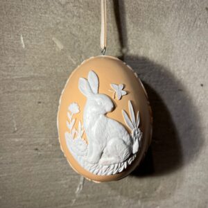 Gedoceerde paashanger ei oranje