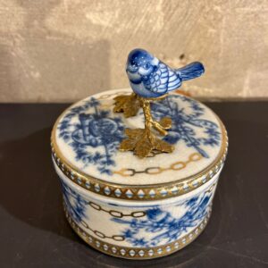 Doosje met deksel vogel rond